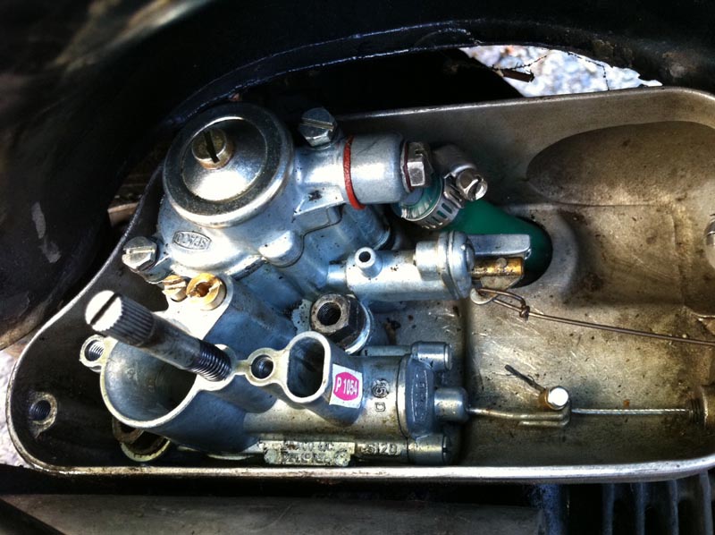 Modern Vespa Throttle cable to carb connection