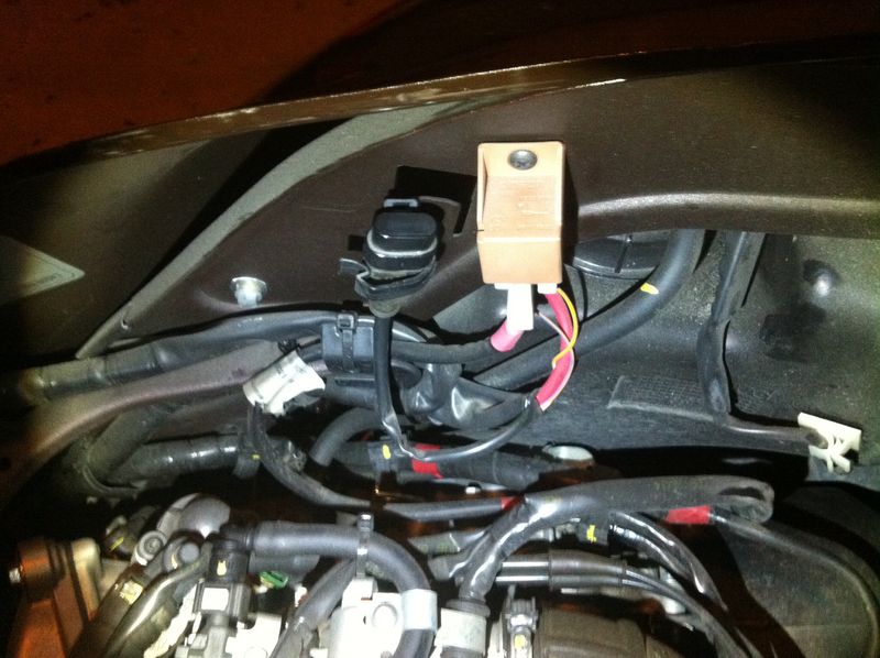 Modern Vespa fuse locations for GTV 300ie