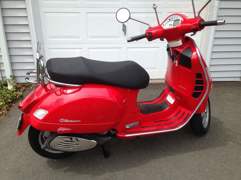 GTS250-RSide.jpg GTS250-RSide.jpg
