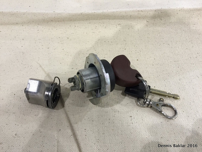 Modern Vespa Ignition switch replacement