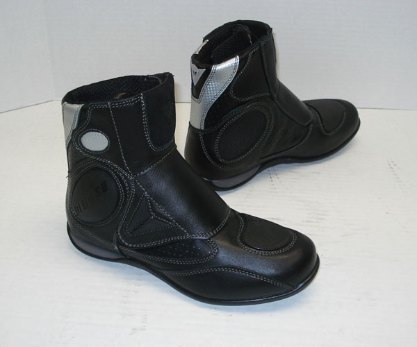 Dainese μποτάκια.. Dainese_quito_boots_937