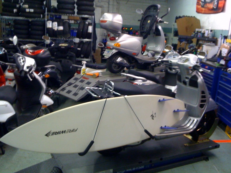 Modern Vespa Carry your Surfboard