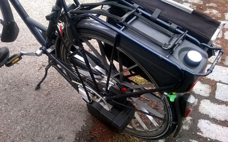 Modern Vespa What is the definition of a scooter ( Versus a motorcycle )