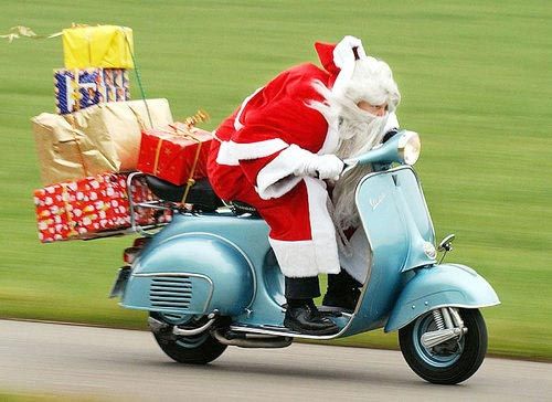 pere-noel-moto.jpg pere-noel-moto.jpg