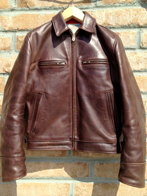 Modern Vespa : leather jacket decisions