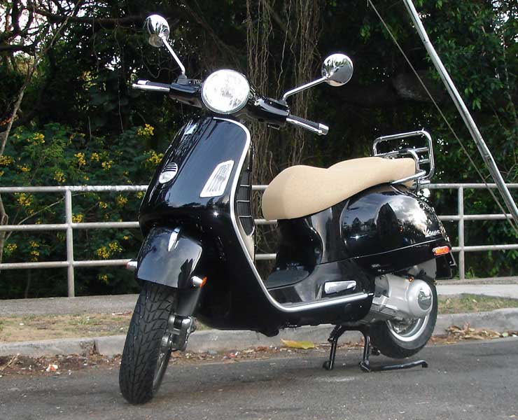 vespaGTS_18jun06_3.jpg vespaGTS_18jun06_3.jpg