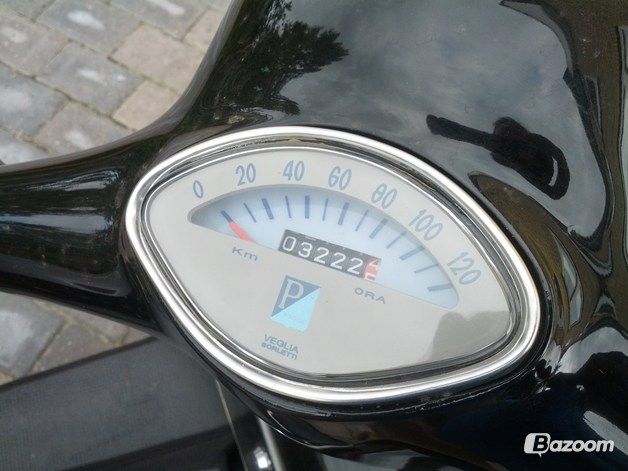 409480-vespa-sprint-150.jpg 409480-vespa-sprint-150.jpg