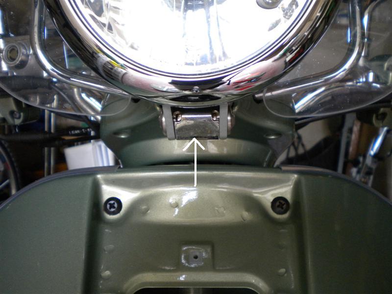 Modern Vespa Plug and play horn ? (front rack sorted)