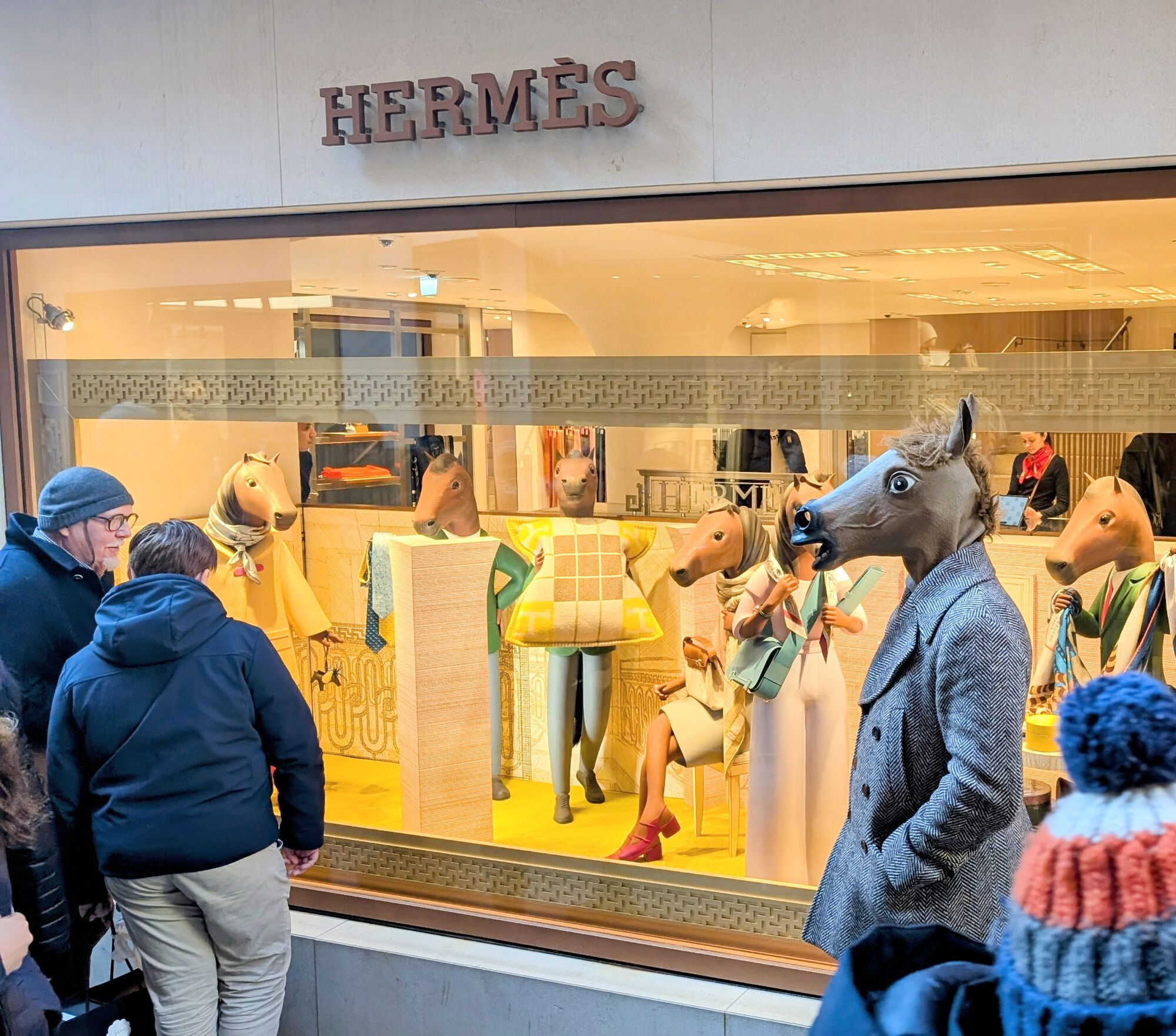 Trolled Hermes with lots of people around.