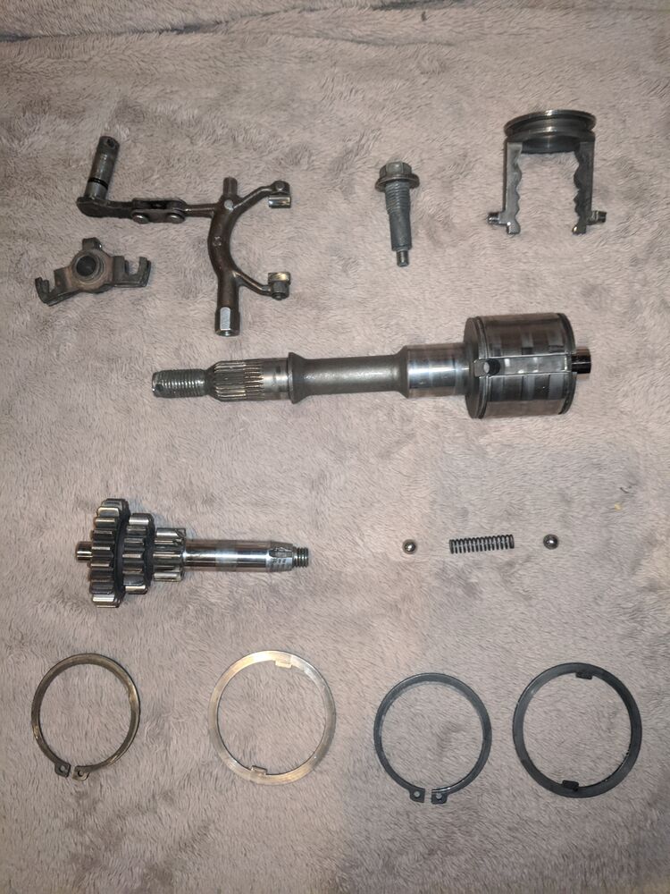 Shift linkage, axle assembly and intermediate shaft.
