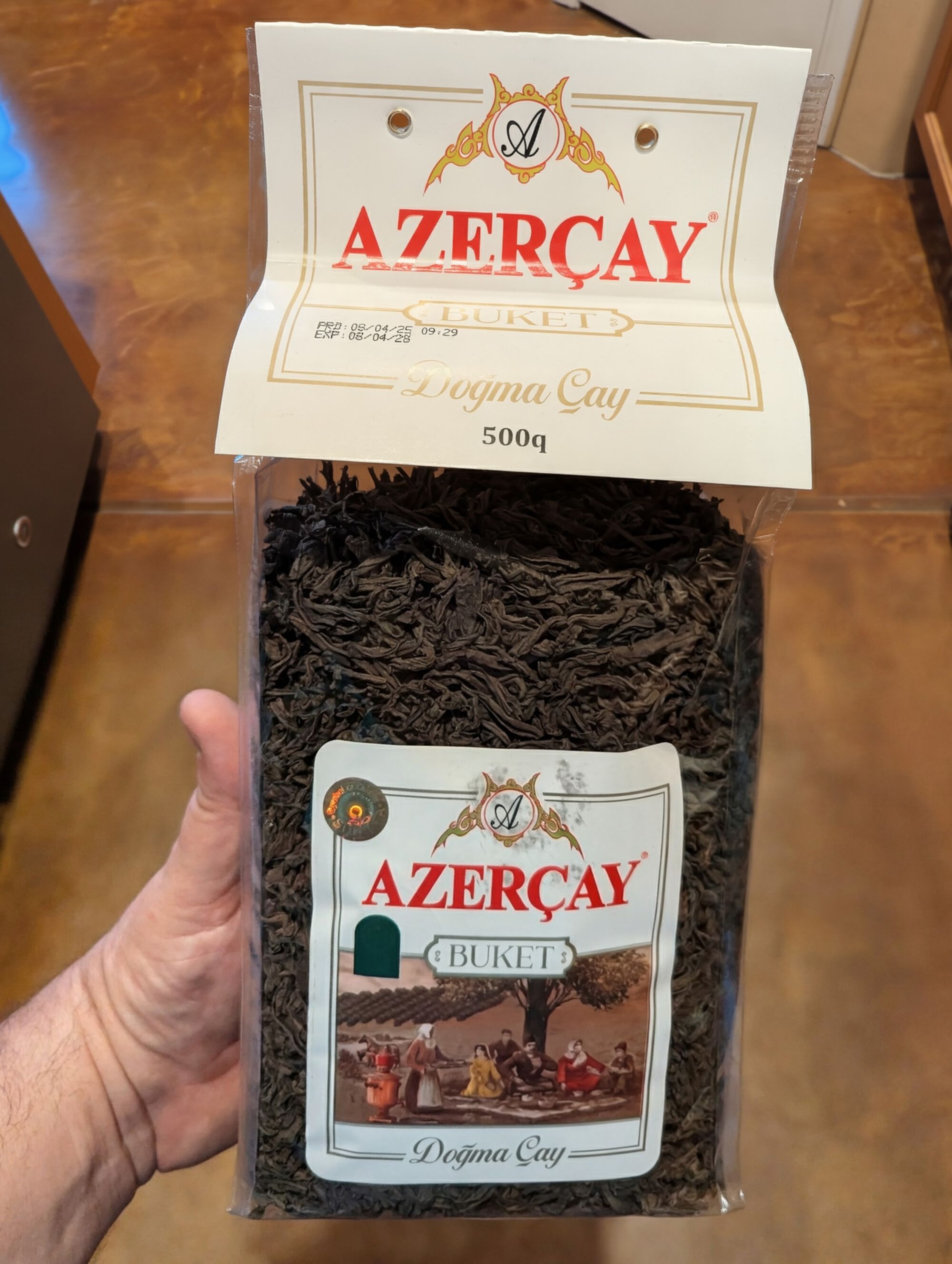 Start with a half-key of Azerbaijani loose leaf.