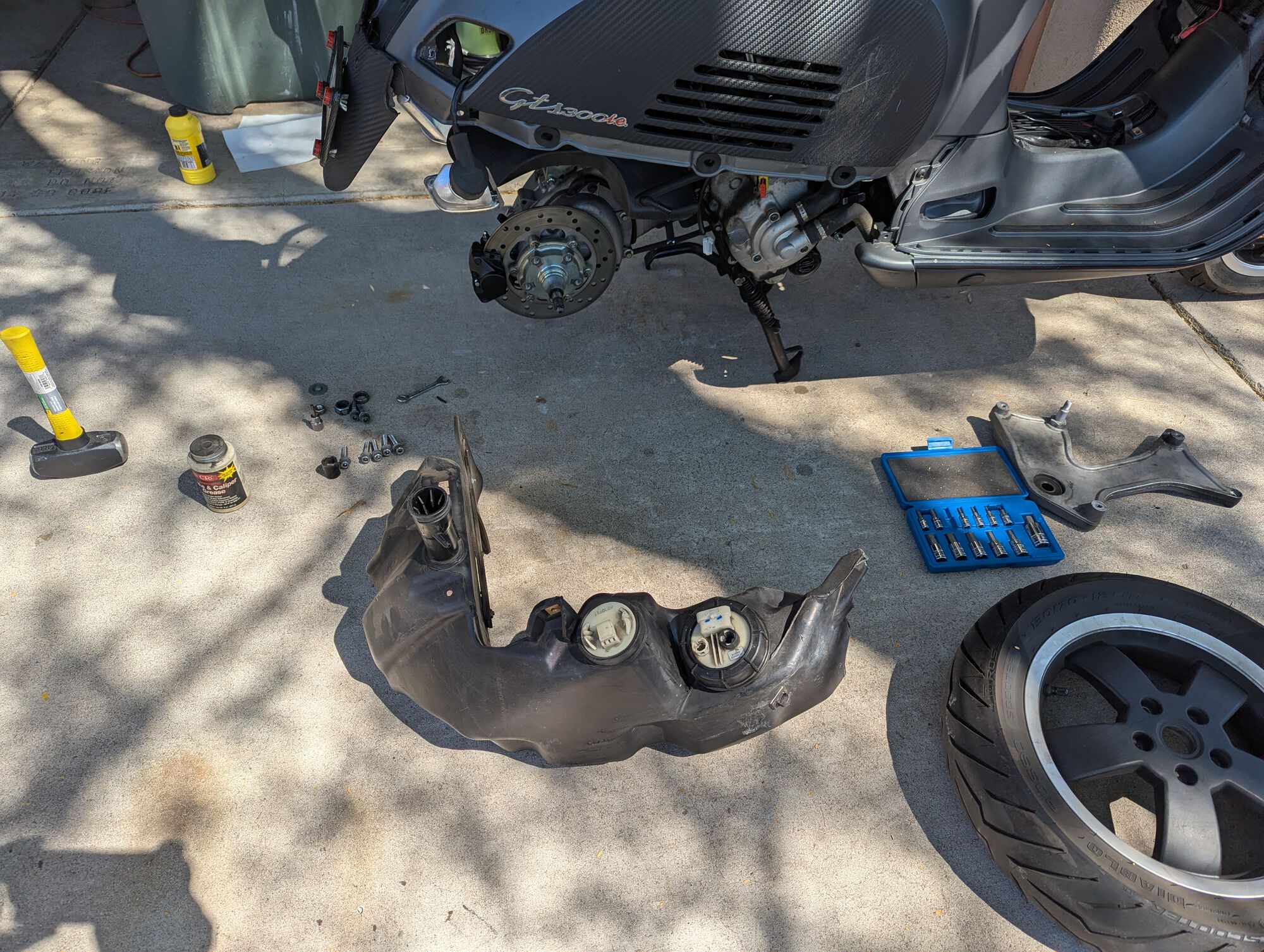 Took a sick day, decided to pick a fight. Checking the rebuilt fuel pump for a kink in the internal hose. Couldn't get the borescope noodled down far enough to inspect it remotely.