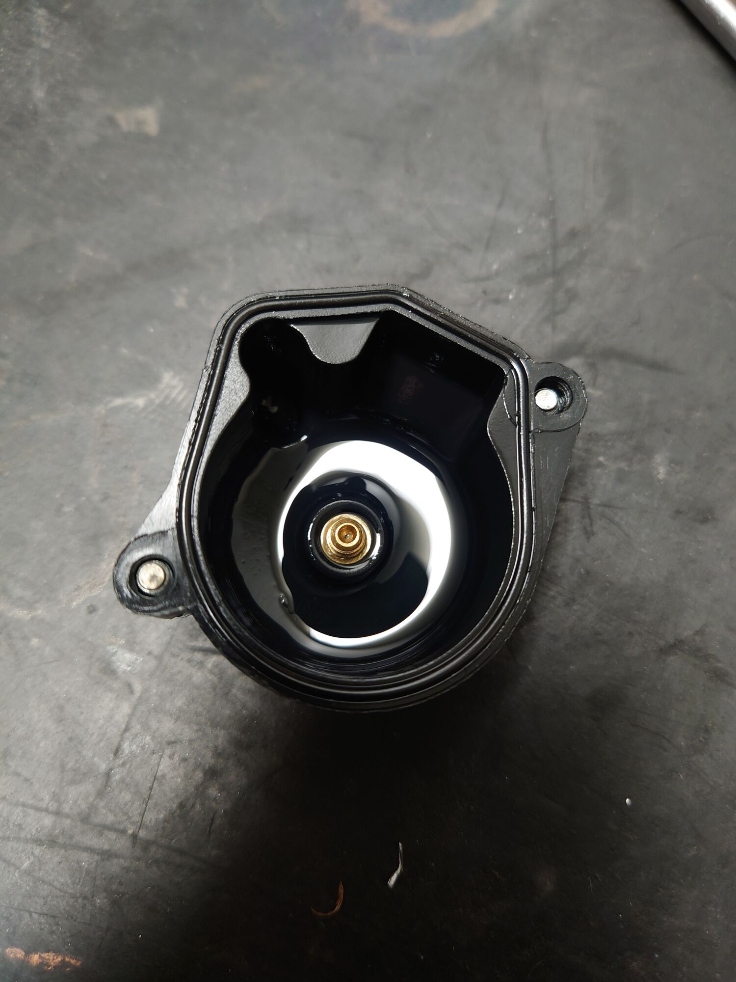 And why does the float bowl have a perfect pocket for the main to fall into?