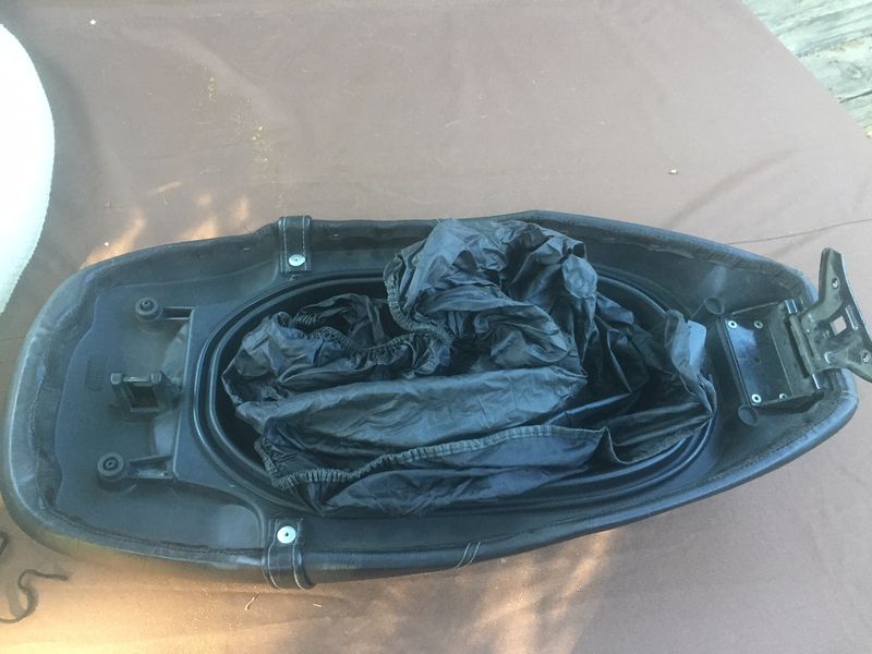 Modern Vespa [San Luis Obispo,California] Gt 200 seat fs