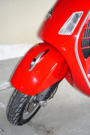 new front fender, no reflectors, waiting for the crash guard.