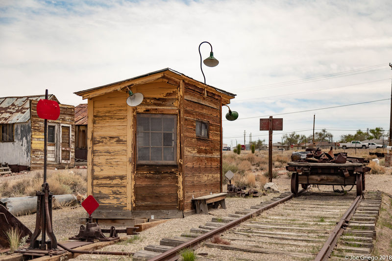 Lineman house & train cart