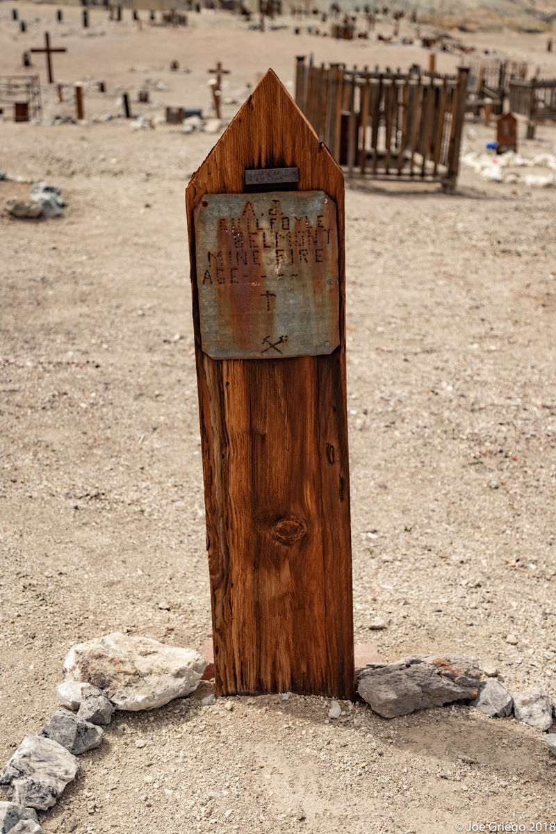 There were lots of old wooden grave markers, but the words were all weathered away. Many had stamped tin plates, which can stand up to the blistering heat, sand blast of storms, and rains.