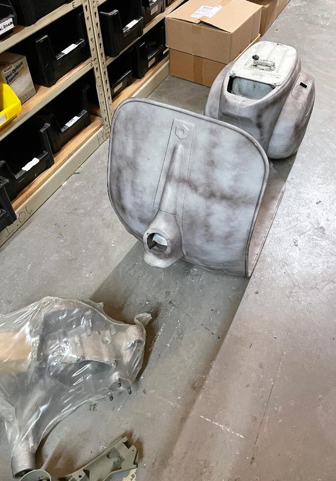 After plying David with donuts (and some cash) the primed ET3 and engine cases get loaded out to TX.