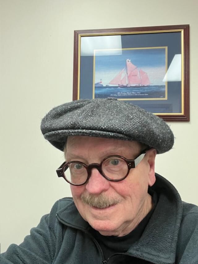 I really like the eight panel "Newsboy Hat".  It was a classic in college.  From Hanna Hasts in Donegal Ireland.