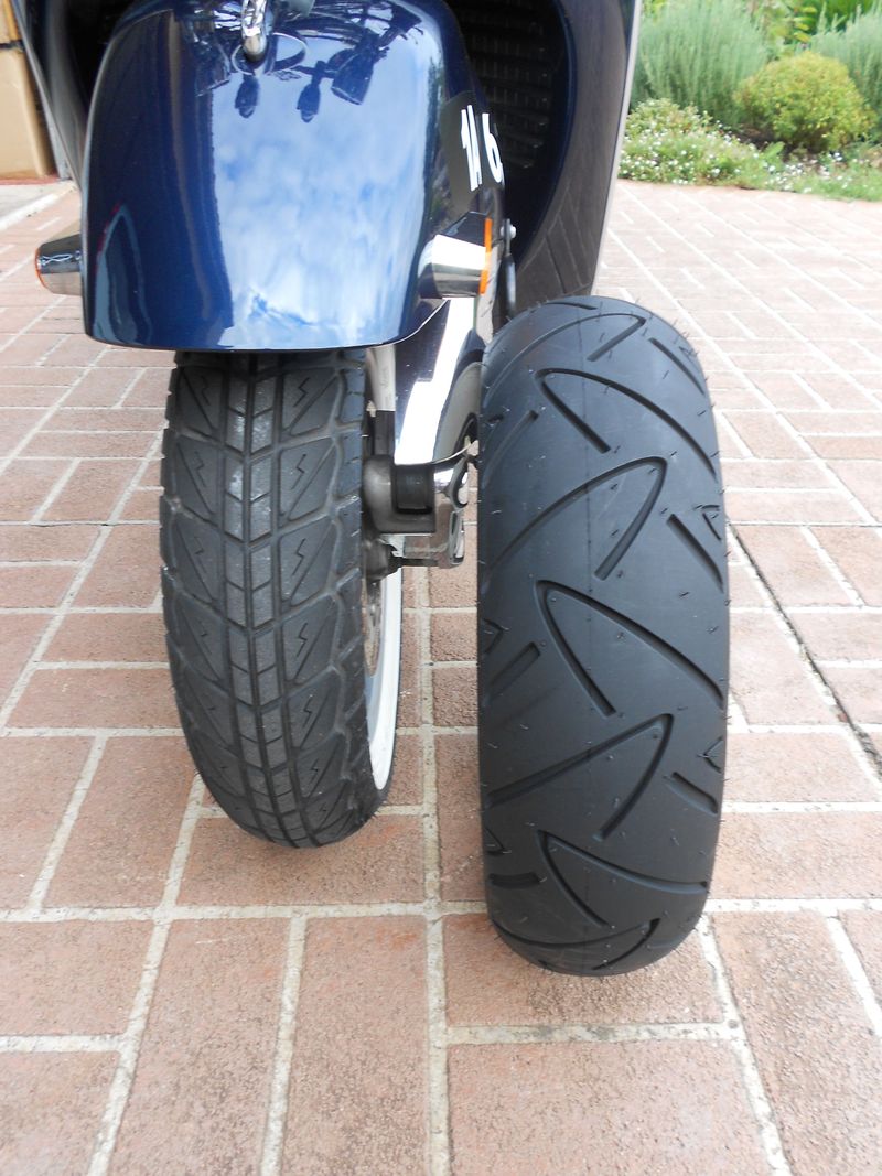 Modern Vespa Whitewall tires