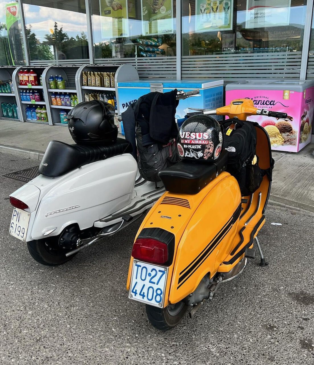 Spoiler alert. Color inspiration. Very close to the Rally 200 yellow so we went with that.  Very glad I stayed with a OG Vespa color. Turned out awesome.