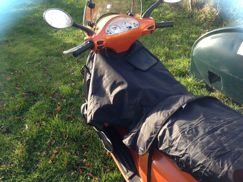 Modern Vespa Bagster Scooter Aprons Cheap in the UK