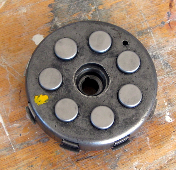 Modern Vespa Grabby clutch removed, now what?