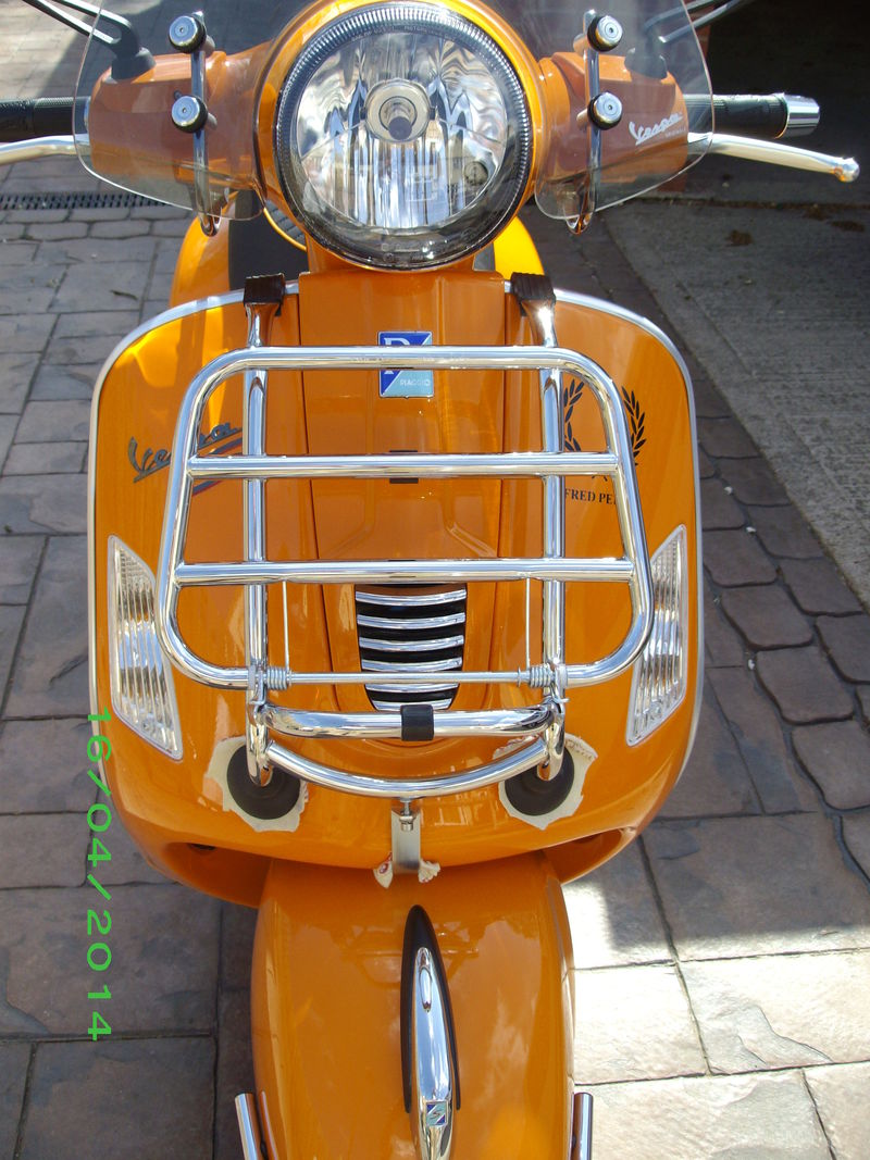 Modern Vespa Front rack