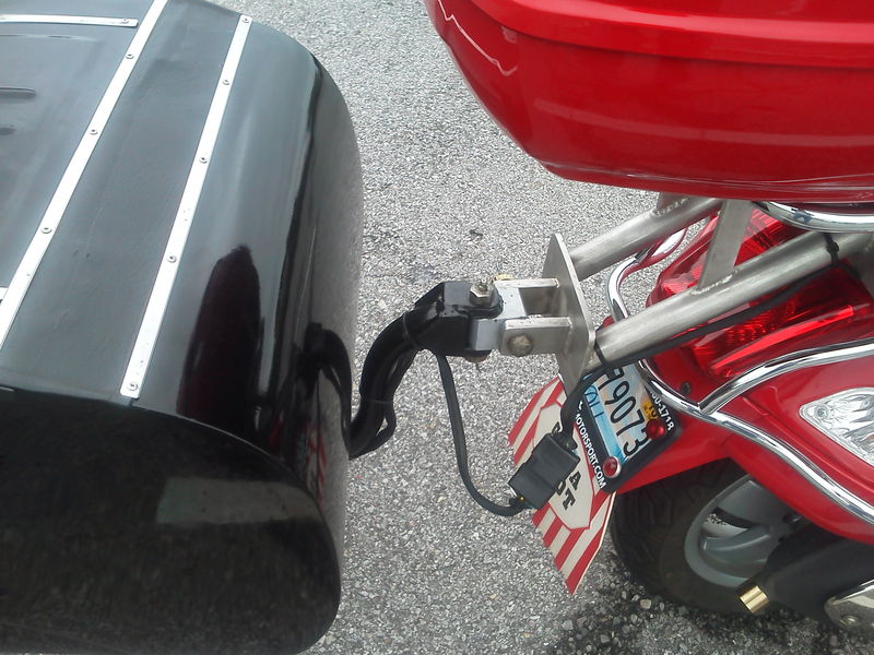 Modern Vespa vespa 300ie super inder trailer hitch