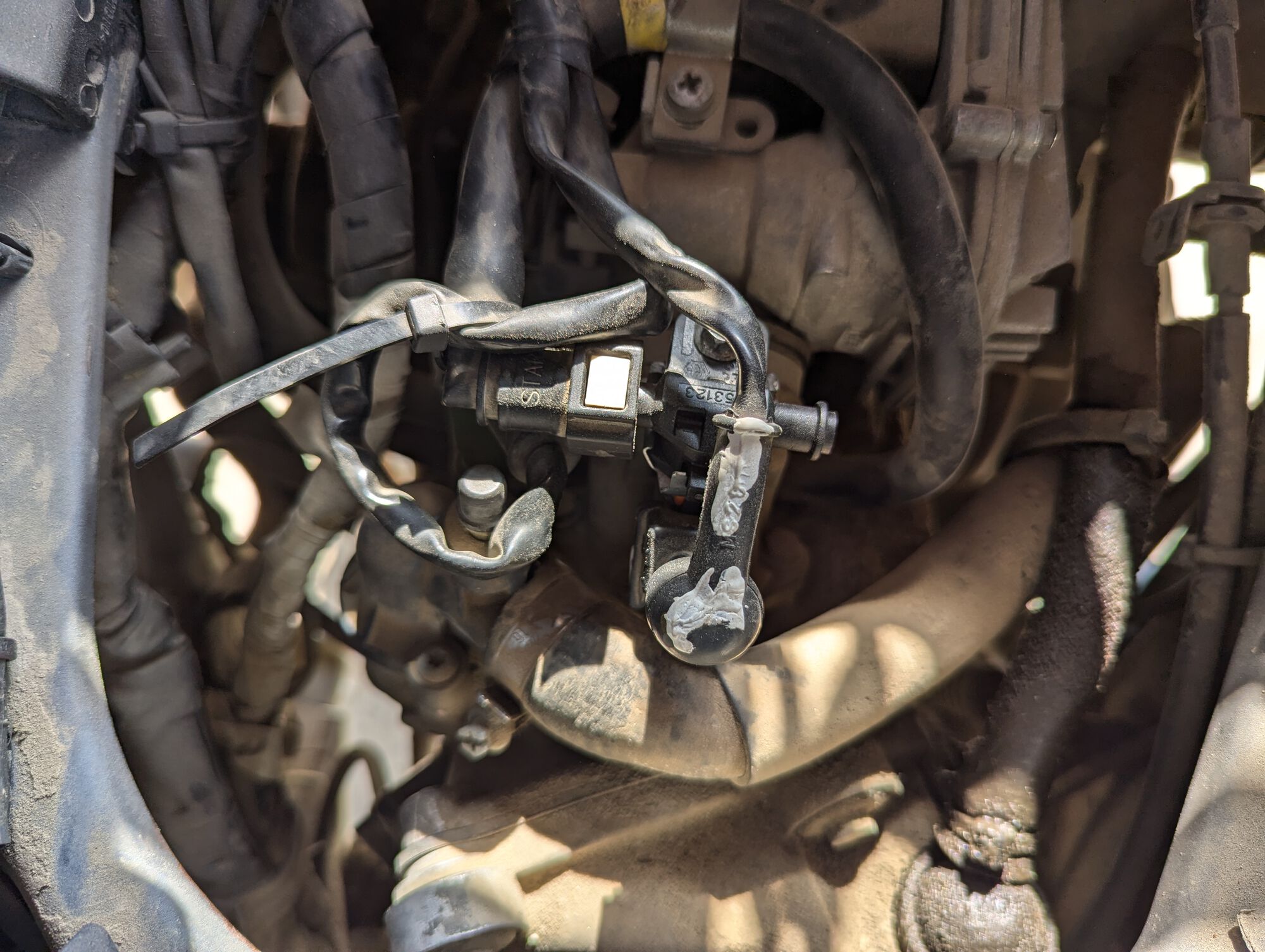My GTS Super Sport look on the Injector. You can see abrasion where i put some paint to check.