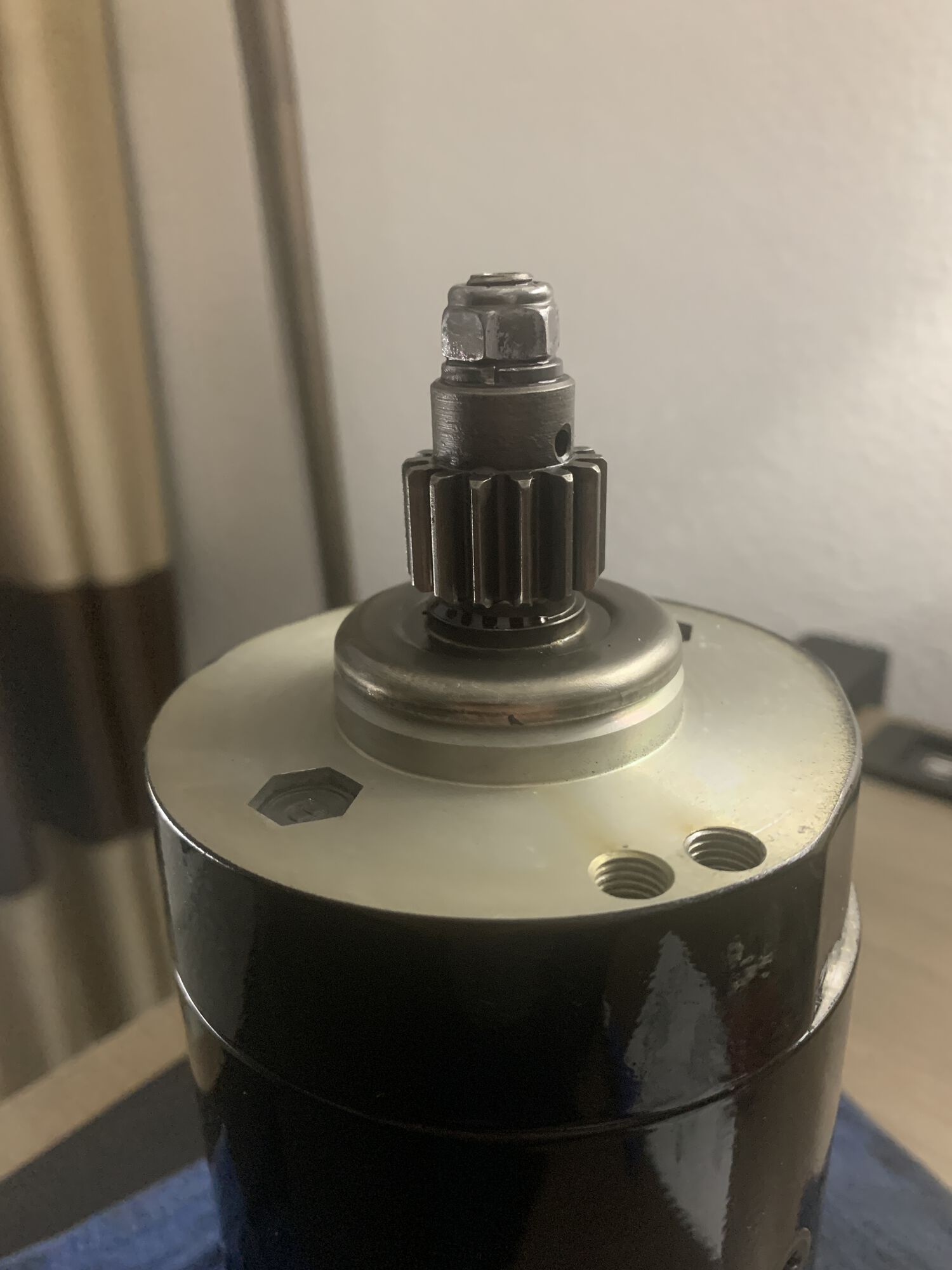 Drive gear and oil slinger installed on the new generator.