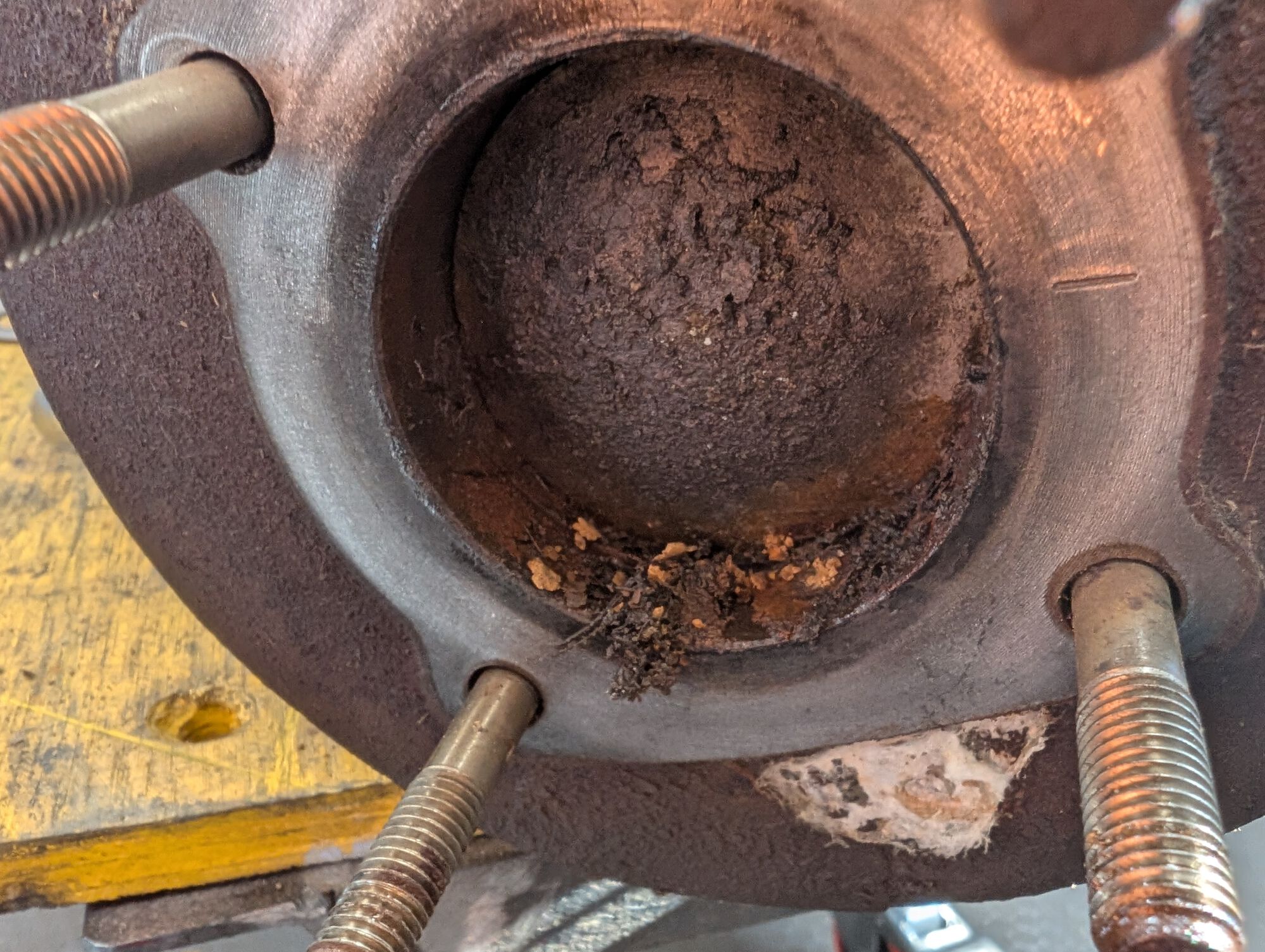 This is why you don't abandon scooters with no spark plug in them