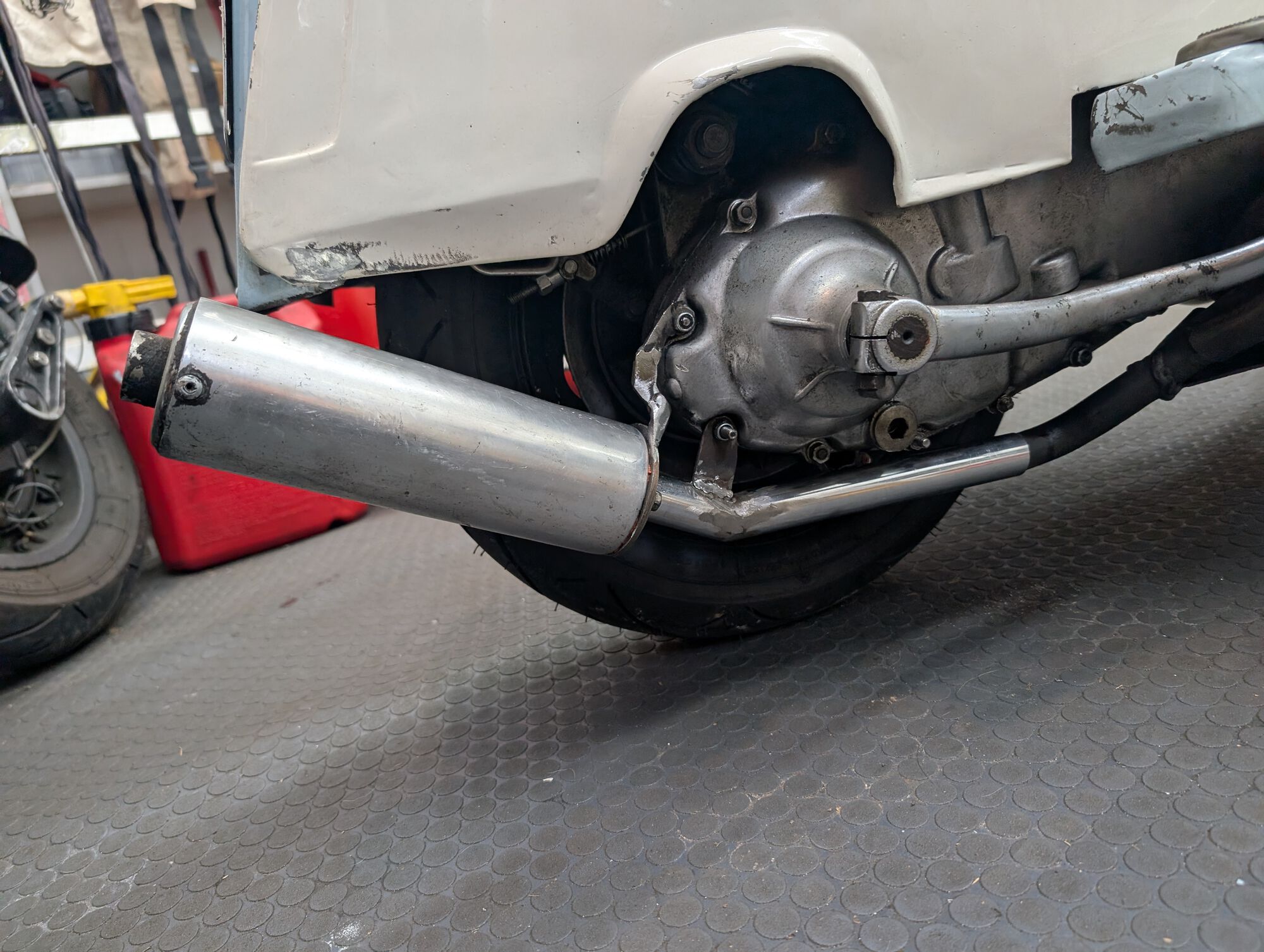 New silencer mounting bracket.  Who dis?