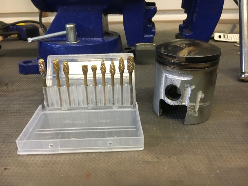 Tested different shaped bits (all over) piston - until I found the ones I liked the most
