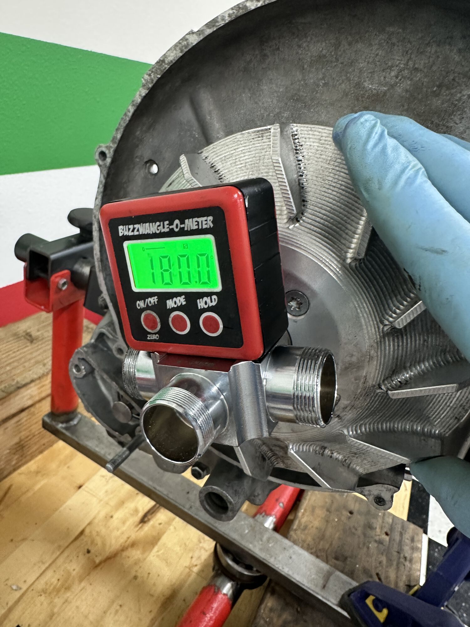 Then I nudged the ring into place with the piston by turning the fly wheel - until I could get 180 degrees. This also ensures the ring is level/ parallel to piston.