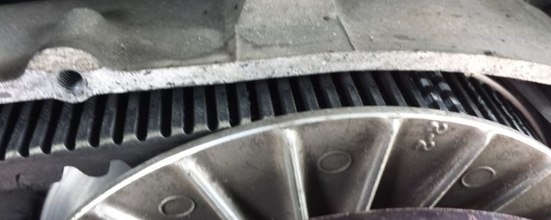 Another pic of the belt down in the clutch, from a different angle.  Again, sorry for the blurriness.  Stupid phone...