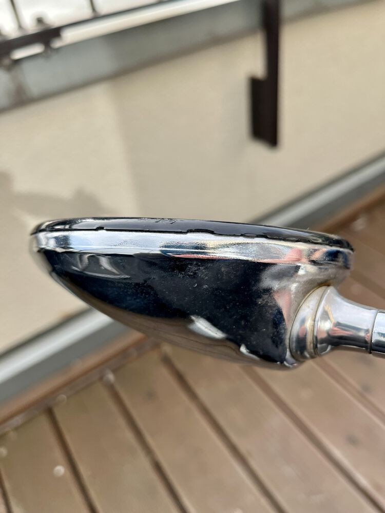 Modern Vespa Tighten mirror ball joint on LX150