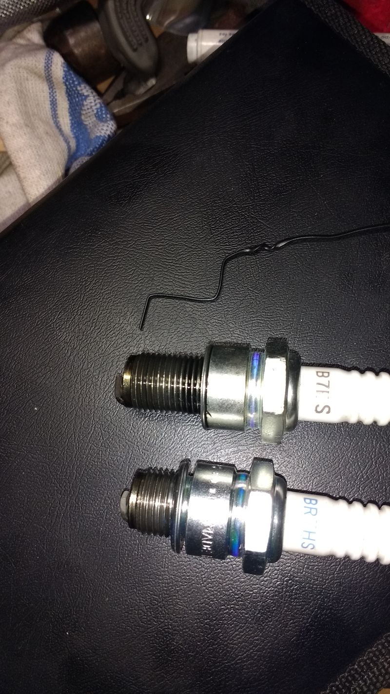 Modern Vespa GS150 spark plug