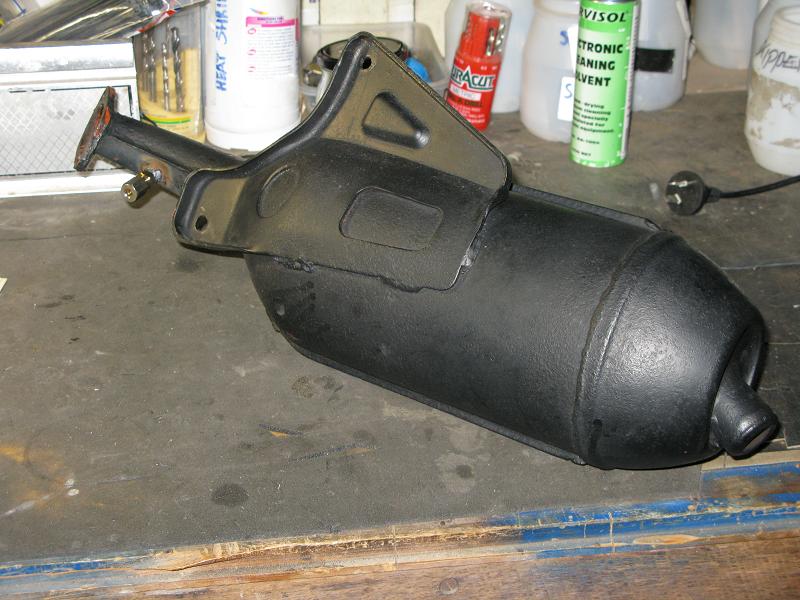 Modern Vespa Conversion Fitting a Vespa LX with 150cc 2stroke engine.