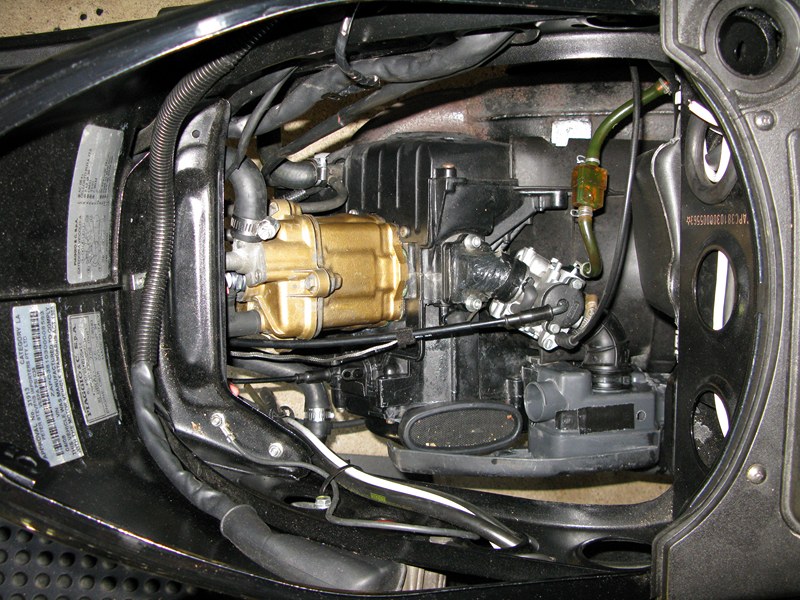 Modern Vespa Water cooled Vespa LX 155cc 2stroke