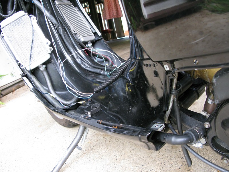 Modern Vespa Water cooled Vespa LX 155cc 2stroke