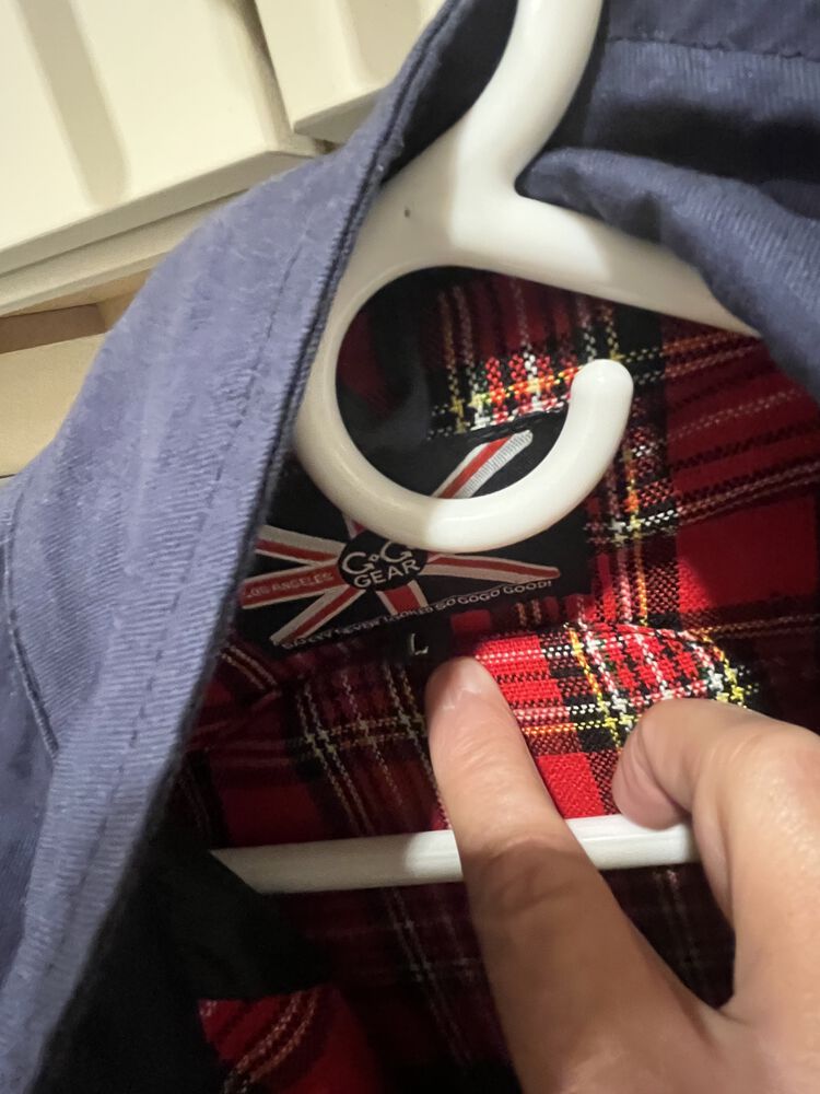 Size L 6 ft 195 fits fine