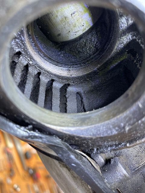 Cylinder threads look ok
