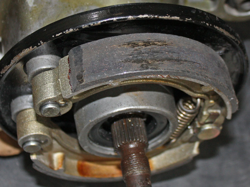 Modern Vespa LML engine 10" to 8" hub fit? VNA1