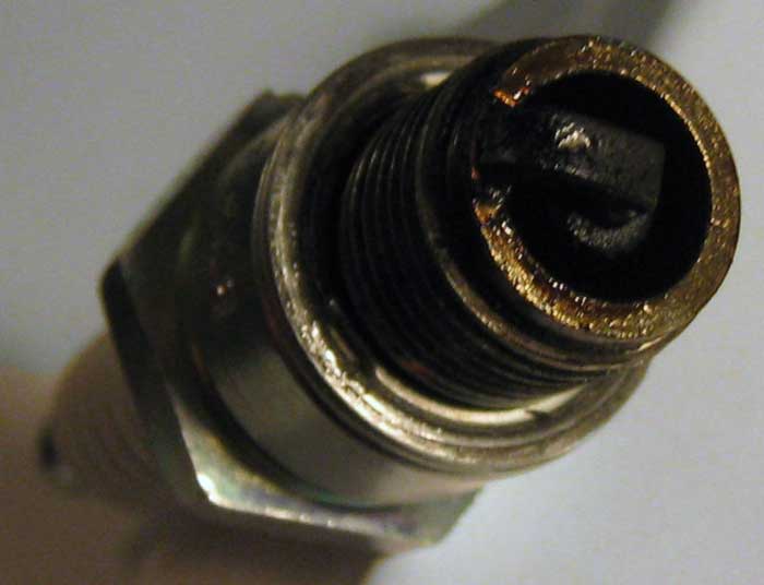 Modern Vespa 58' VNA1 spark plugs and oilmix