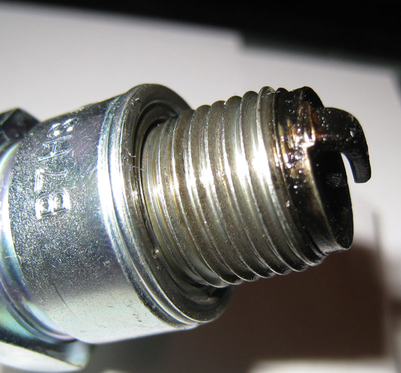 Modern Vespa 58' VNA1 spark plugs and oilmix