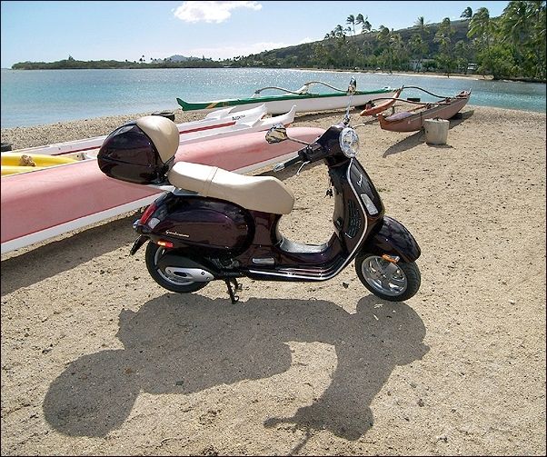 Modern Vespa A GT is Plum Perfect in Honolulu