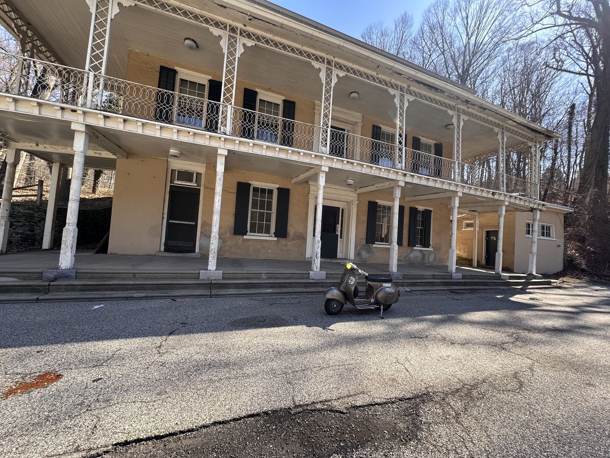 This building has been quite a few things. A hotel in the 1800's, a police station in the early 1900's and then a park rangers office in the 70's and 80's to now being just a storage space, too many floods from the creek nearby.