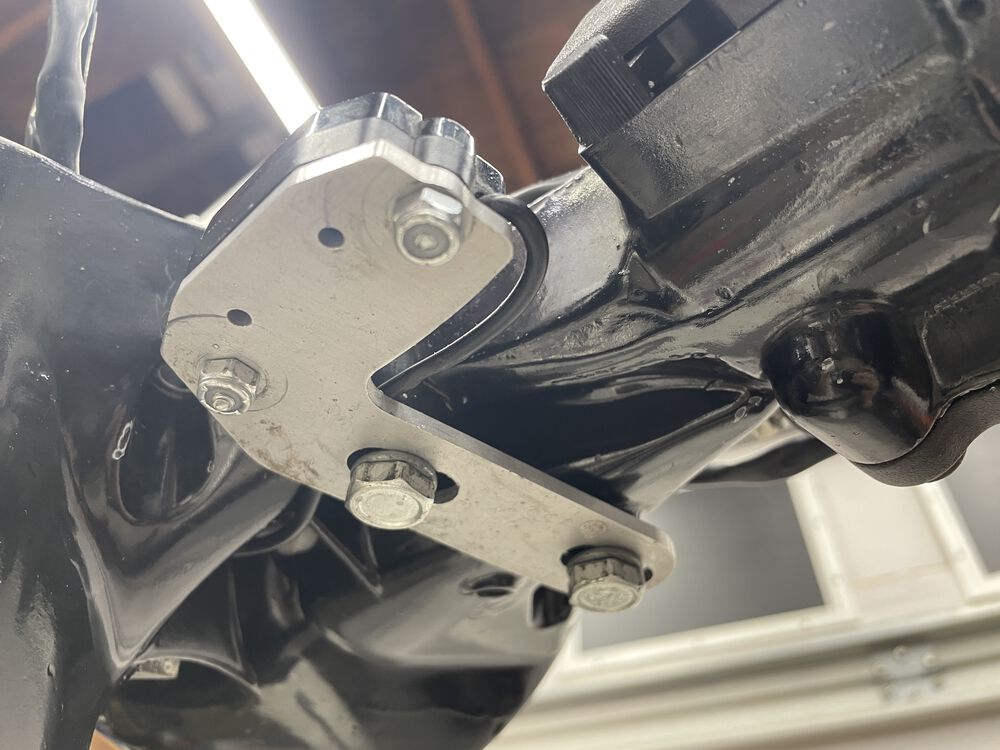 I mounted both gauges using these awesome brackets, made by the awesome MJRALLY