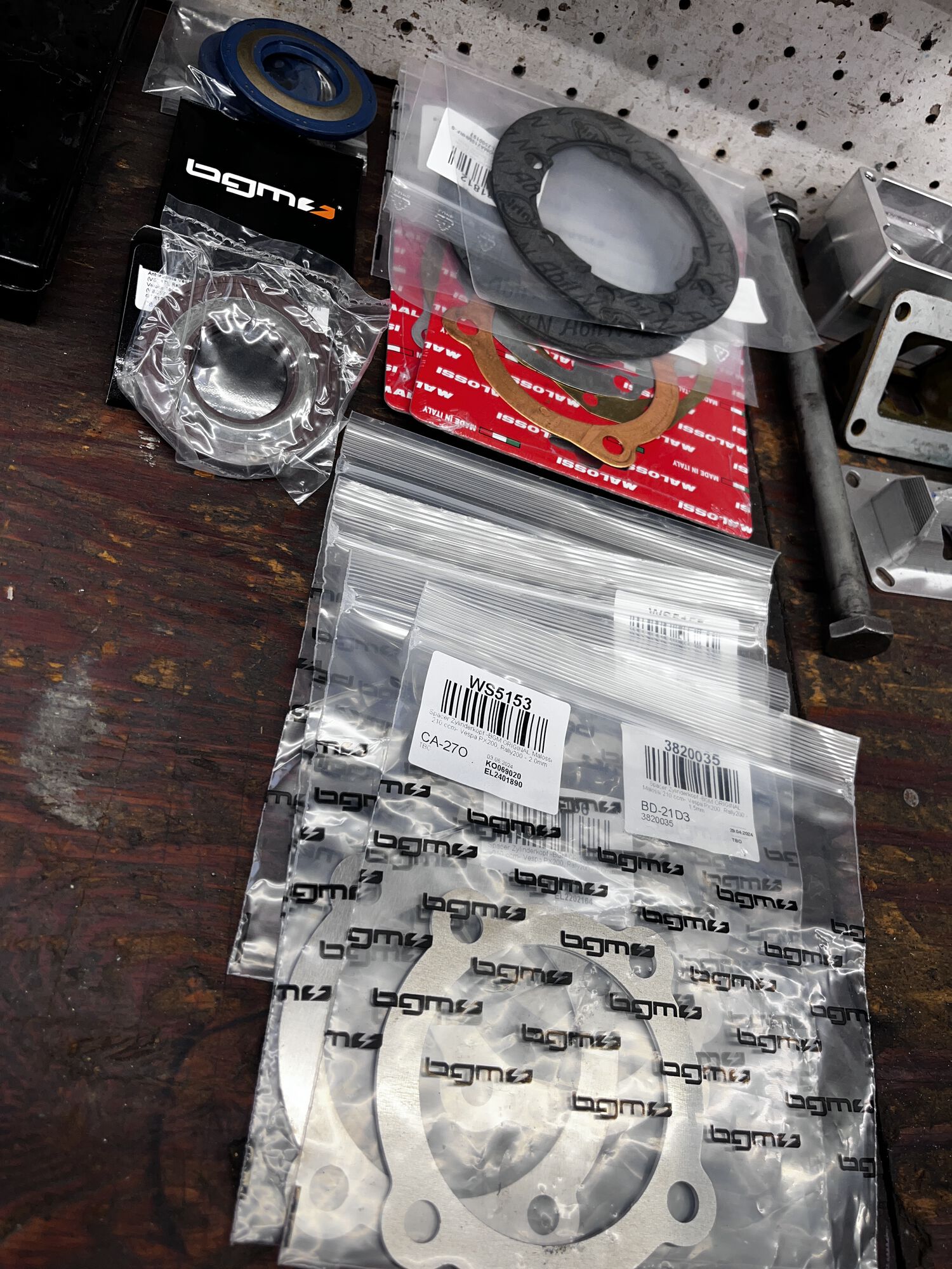 Fresh seals and various gaskets